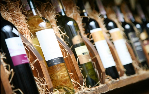 1637315419271006.jpg 进口酒报关公司_副本.jpg