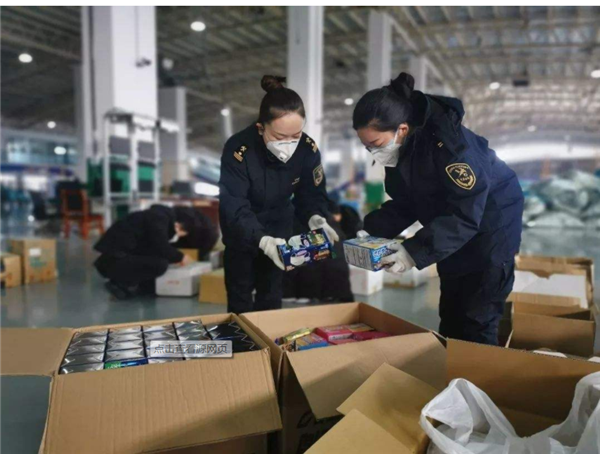 助力武汉，万享进贸通在行动！
